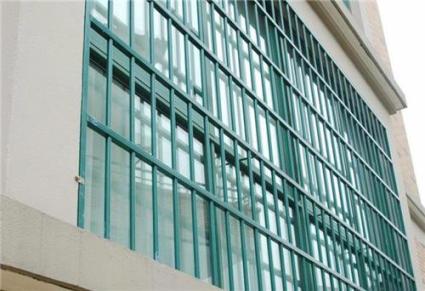 铝合金防盗窗系列,锌合金环保防盗窗系列等产品的生产制作销售为一体